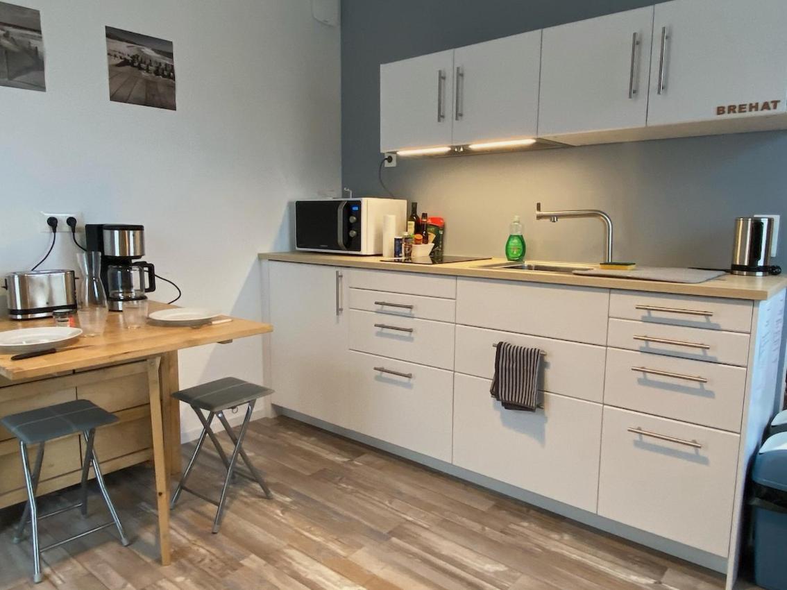 Étables Residence Des 3 Iles, En Plein Centre-Ville, A 5 Min Des Plages, 3 Appartements Neufs מראה חיצוני תמונה
